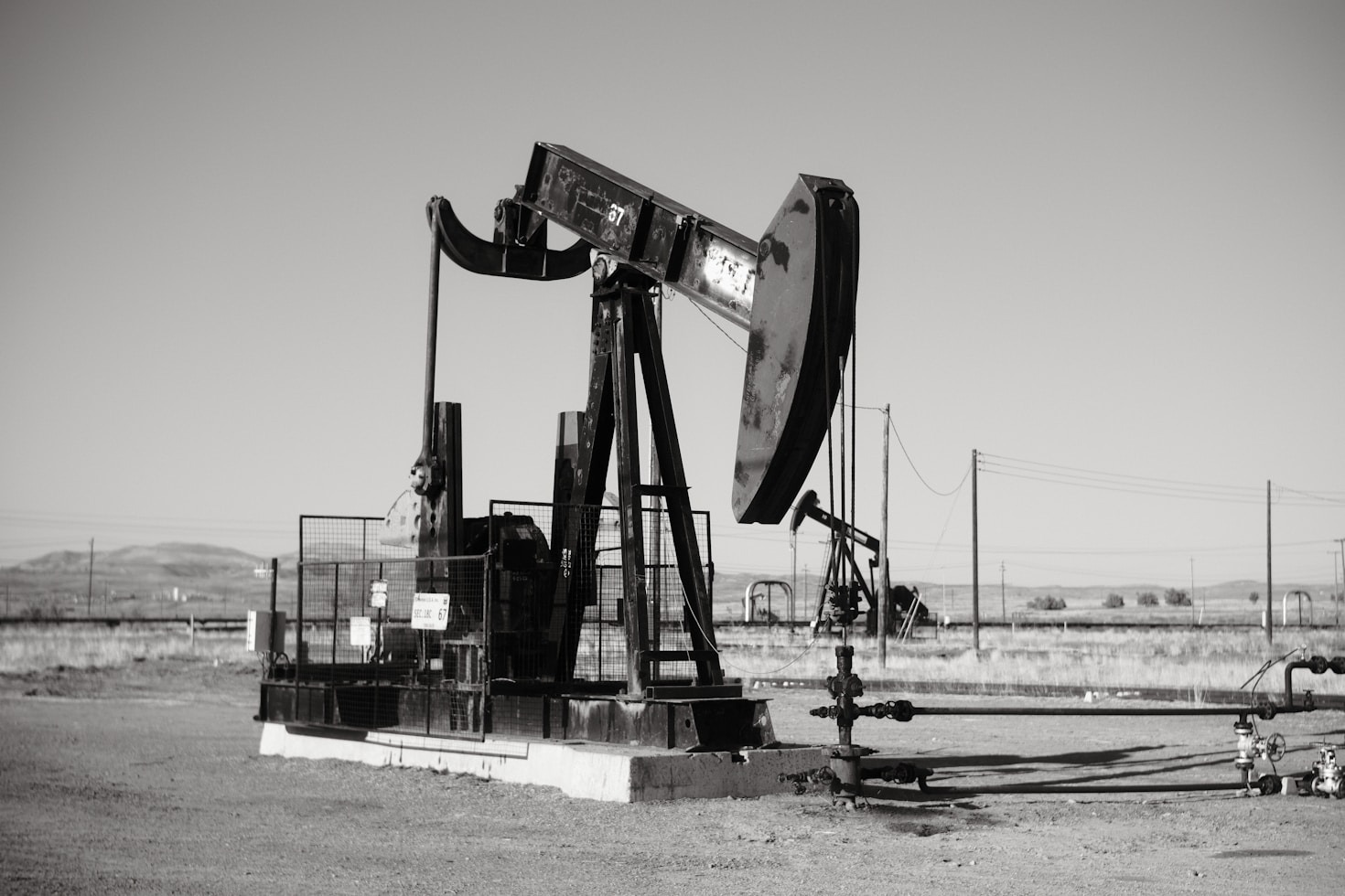 Navigating Risks in Oil Arbitrage Operations